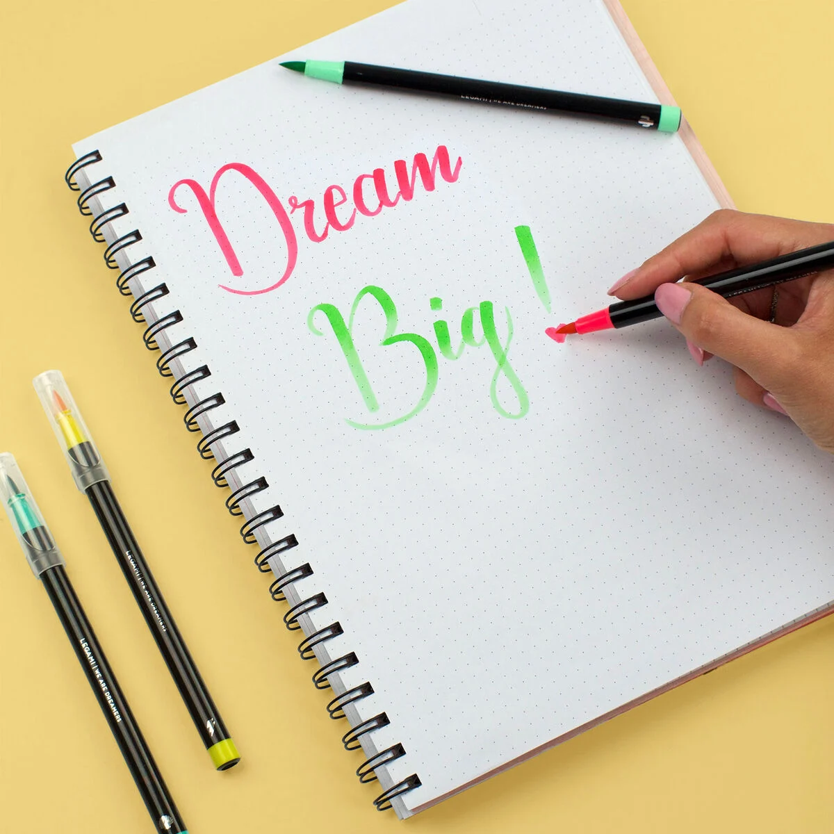 Set di 12 Pennarelli con Punta Pennello Bright Colours - Brush Markers - immagine 3